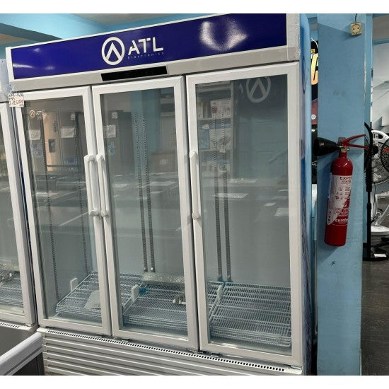 SCATL-1450 REFROIDISSEUR VITRE ATL/ 1125L /03 PORTES SCATL-1450 REFROIDISSEUR VITRE ATL/ 1125L /03 PORTES